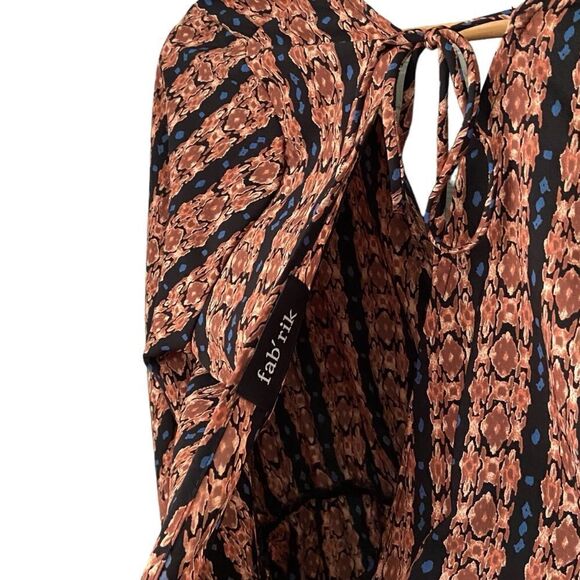 Fab'rik Aztec/Tribal Print V-Neck Long Sleeve Romper in Size Small - Picture 7 of 12